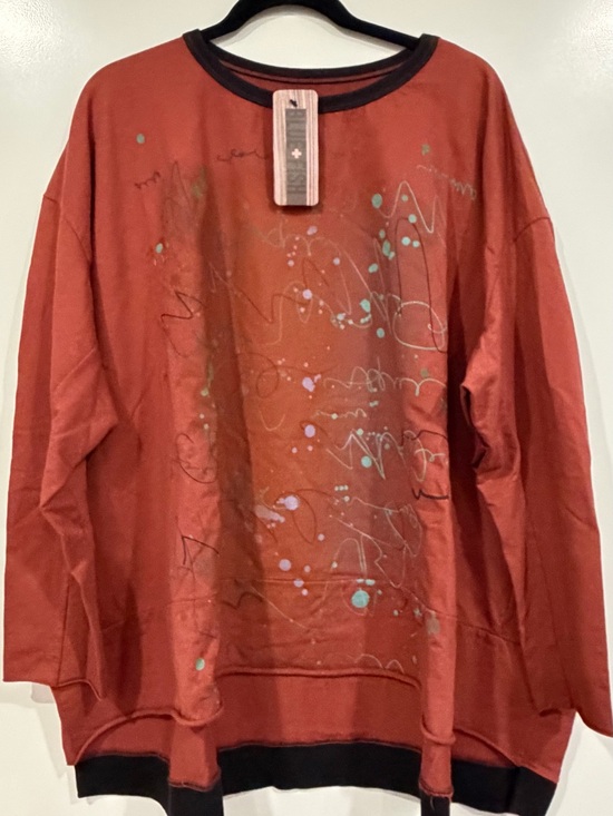 Blue Fish Tops - Blue Fish Rust Red Graphic Pullover with Black Trim